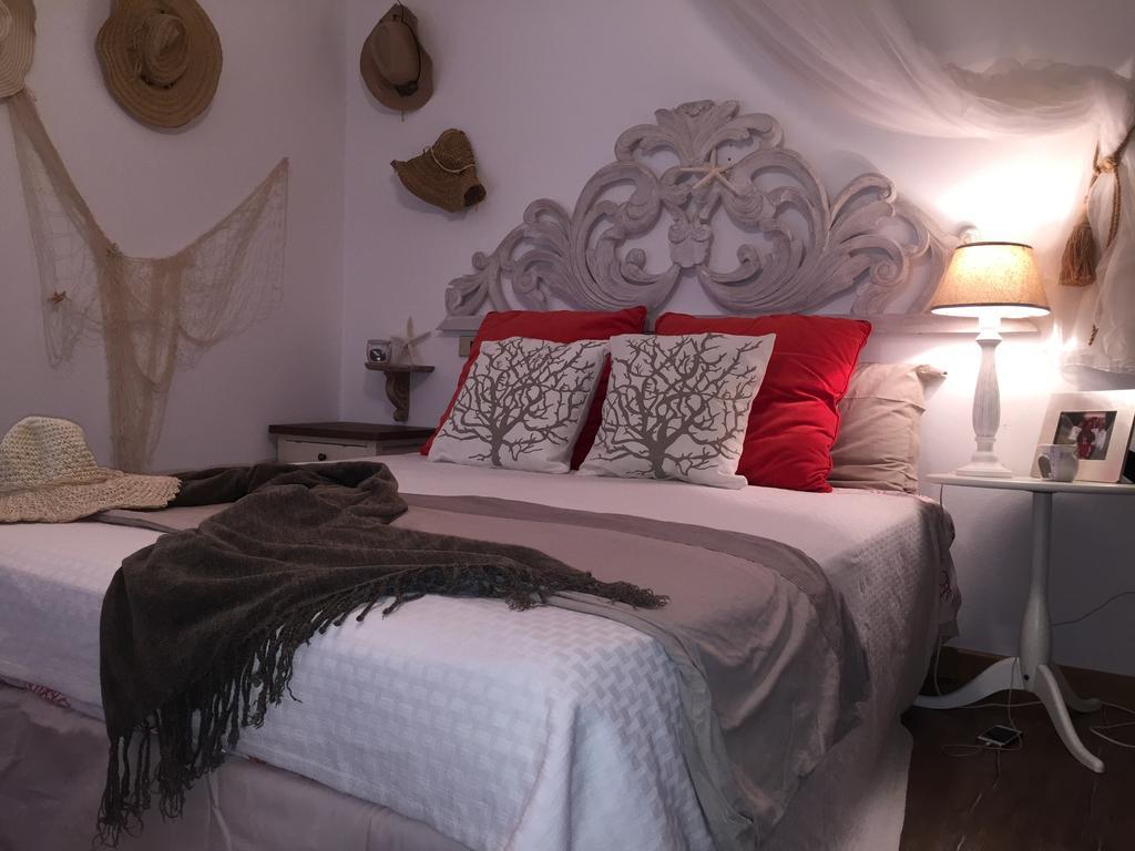 Smeralda Residenza Di Charme مارينا دي بورتيسكو الغرفة الصورة